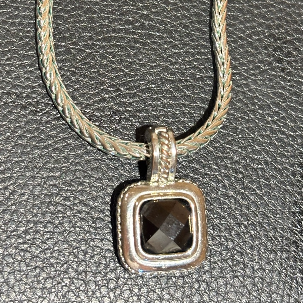 Elegant Silver and Black Pendant Necklace
